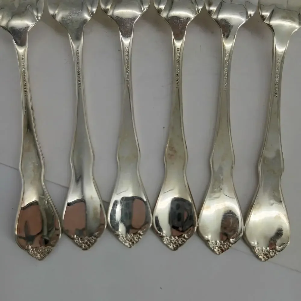 6X SF Vtg 1968 Oneida Community Silverplate Fredericksburg Salad Forks